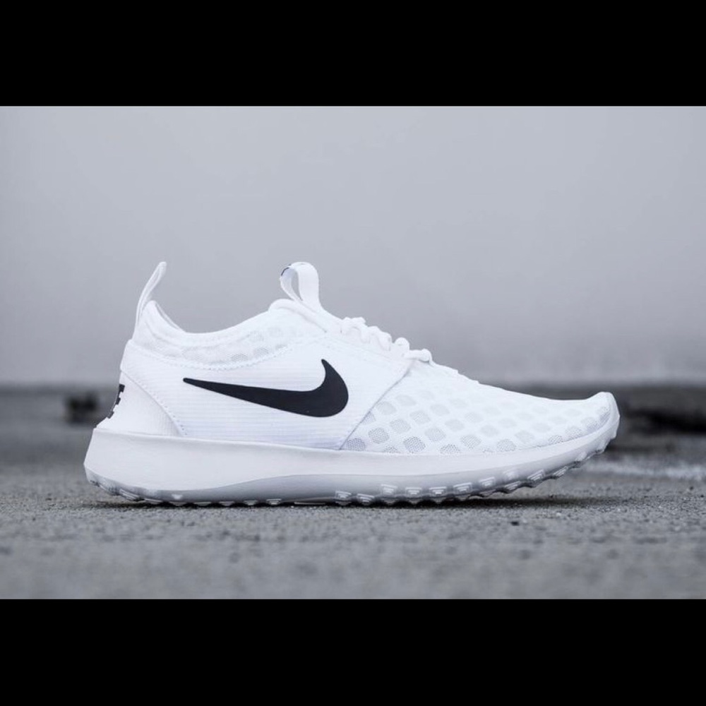 Nike Juvenate - Women’s Size 7.5